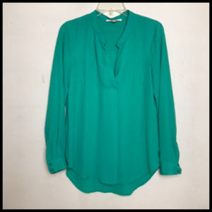 Daniel Rainn Soft Flowing Tunic with Pleats Size M